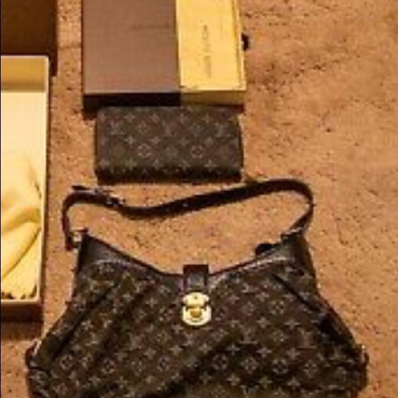 Louis Vuitton Black Denim Wallet & XS Mahina Bag - Picture 2 of 7